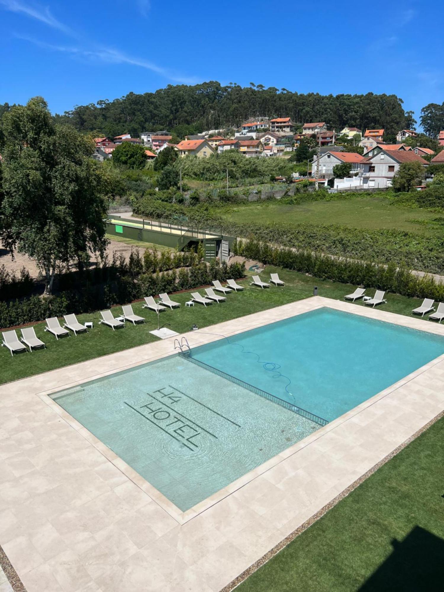Hotel H4 Cangas 3 Superior Luaran gambar