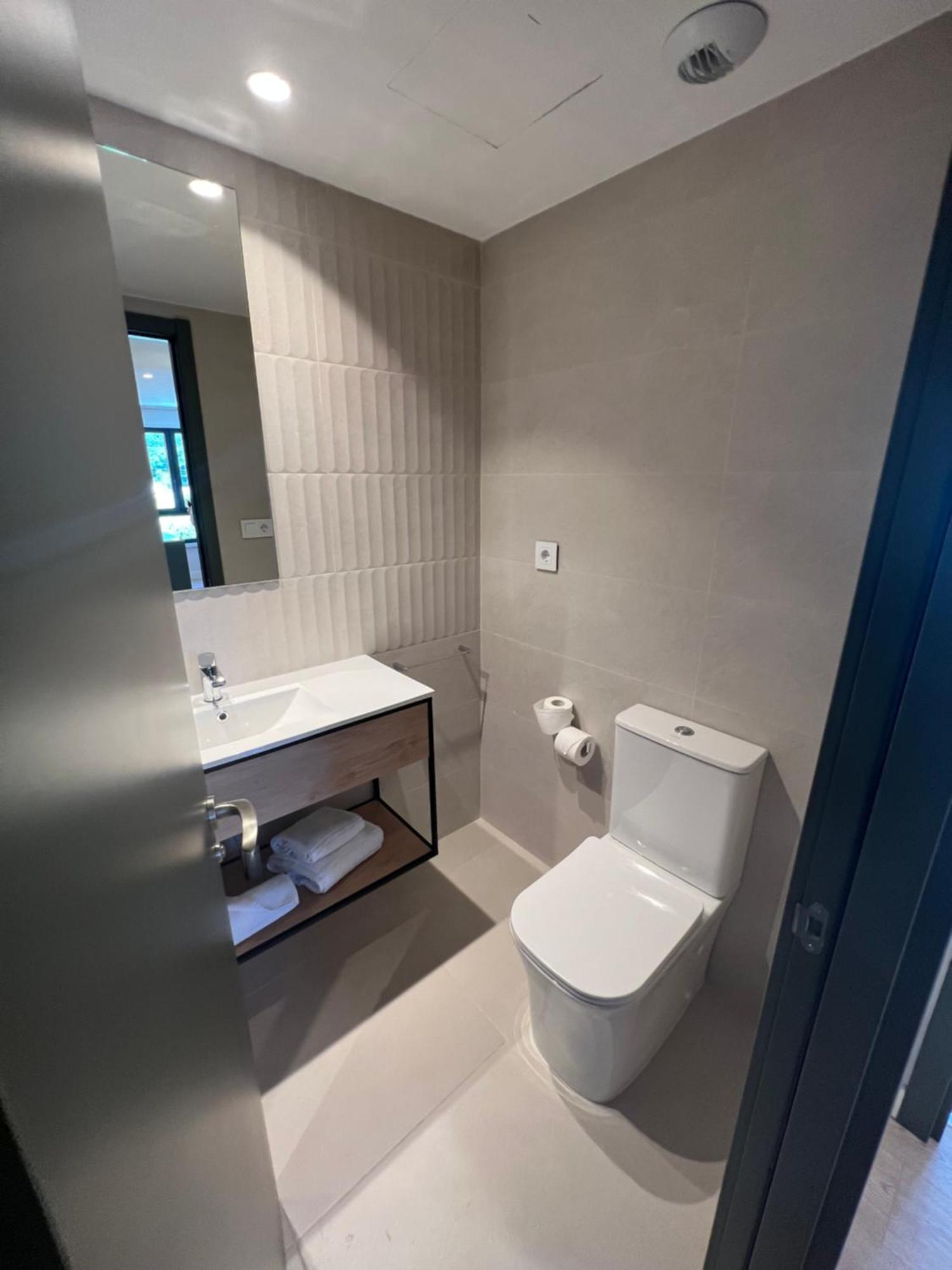 Hotel H4 Cangas 3 Superior Luaran gambar