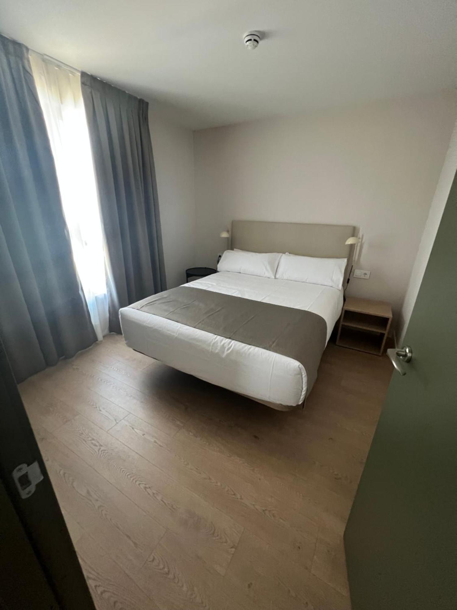 Hotel H4 Cangas 3 Superior Luaran gambar