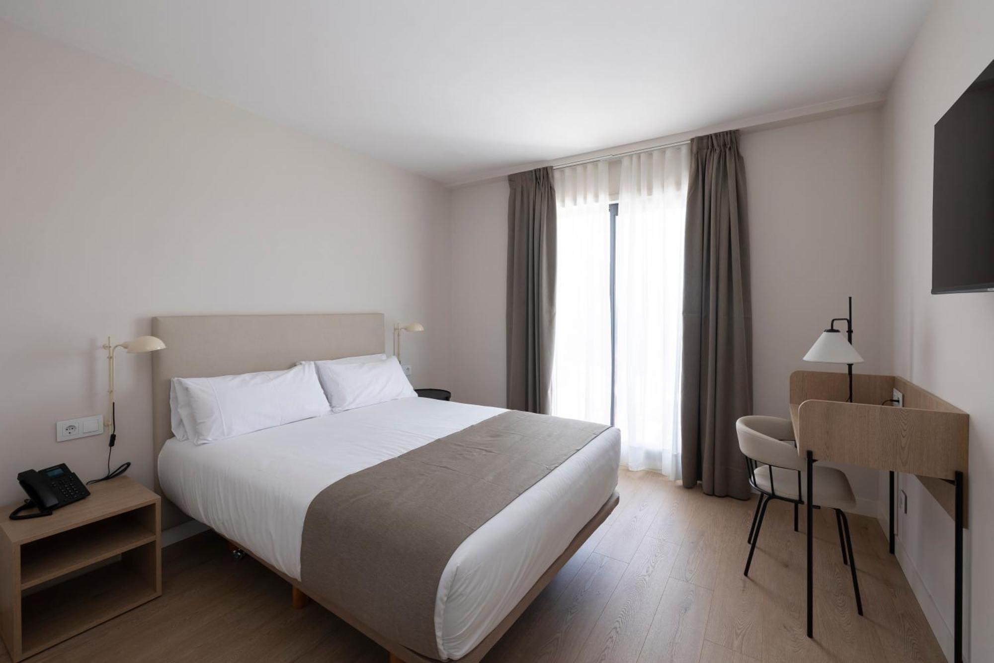 Hotel H4 Cangas 3 Superior Luaran gambar